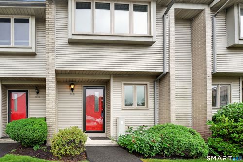9-5-827 Oronoke Rd, Waterbury, CT, 06708-3939 | Card Image