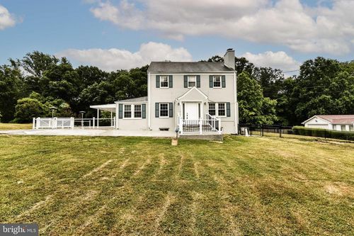 3529 Woodburn Rd, ANNANDALE, VA, 22003-1367 | Card Image