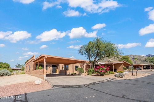 37 E Mediterranean Dr, Tucson, AZ, 85704-6420 | Card Image