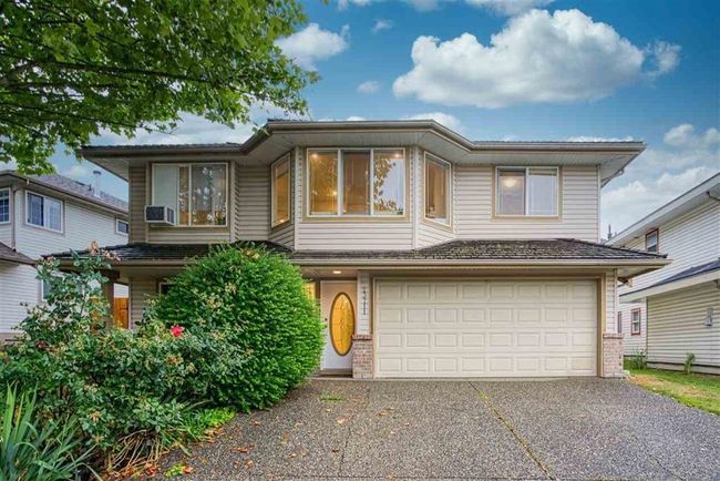 23711 105 Avenue, House other with 6 bedrooms, 3 bathrooms and 4 parking in Maple Ridge BC | Image 1