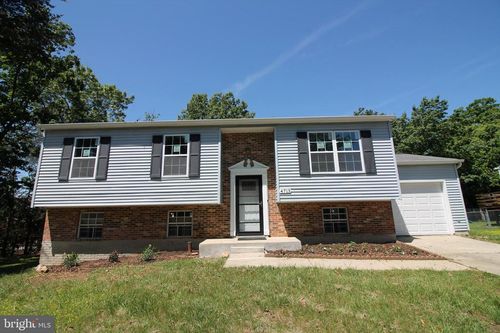 4713 Akron St, Temple Hills, MD, 20748-4500 | Card Image