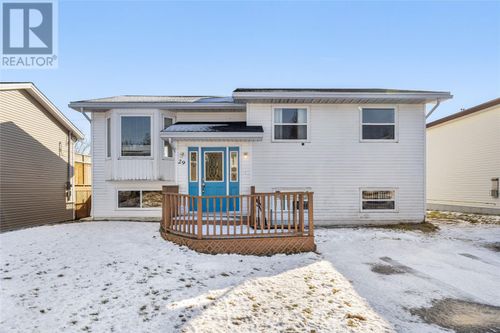 29 Bellevue Cres, St. John's, NL, A1E5T5 | Card Image