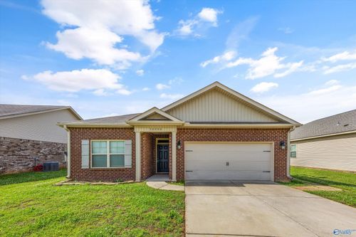 30000 Abbeywood Ln, Harvest, AL, 35749-5304 | Card Image