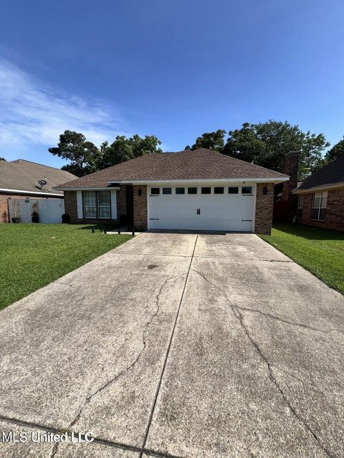 2617 Palmer Dr, Gulfport, MS, 39507-2846 | Card Image