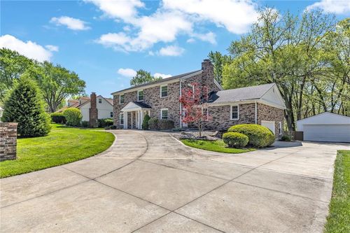 401 Smiley Rd, Liberty, MO, 64068-7705 | Card Image