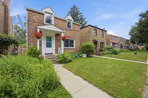 3831 Kirk St, Skokie, IL, 60076-3419 | Card Image