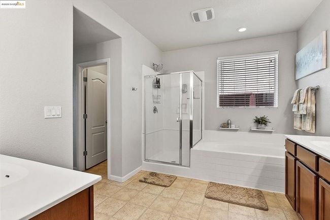 1525 Sycamore Dr, House other with 4 bedrooms, 2 bathrooms and 2 parking in Oakley CA | Image 39