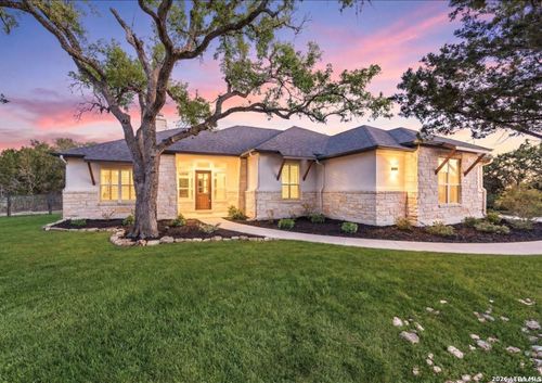 117 Alondra Ln, Spring Branch, TX, 78070-5572 | Card Image