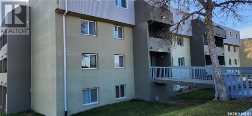 107-550 Laurier St W, Moose Jaw, SK, S6H6X6 | Card Image
