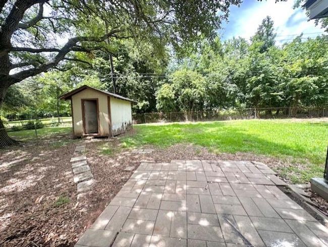 411 Frankie St, House other with 2 bedrooms, 1 bathrooms and null parking in Wharton TX | Image 10