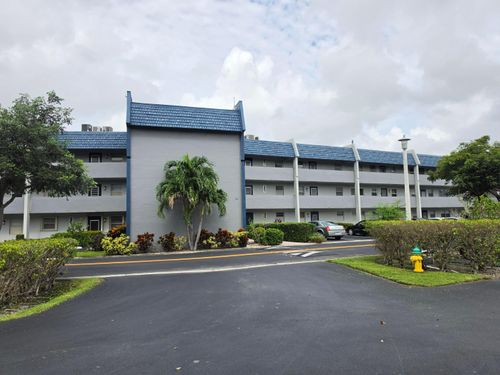 101-7847 Golf Circle Dr, Margate, FL, 33063-7331 | Card Image