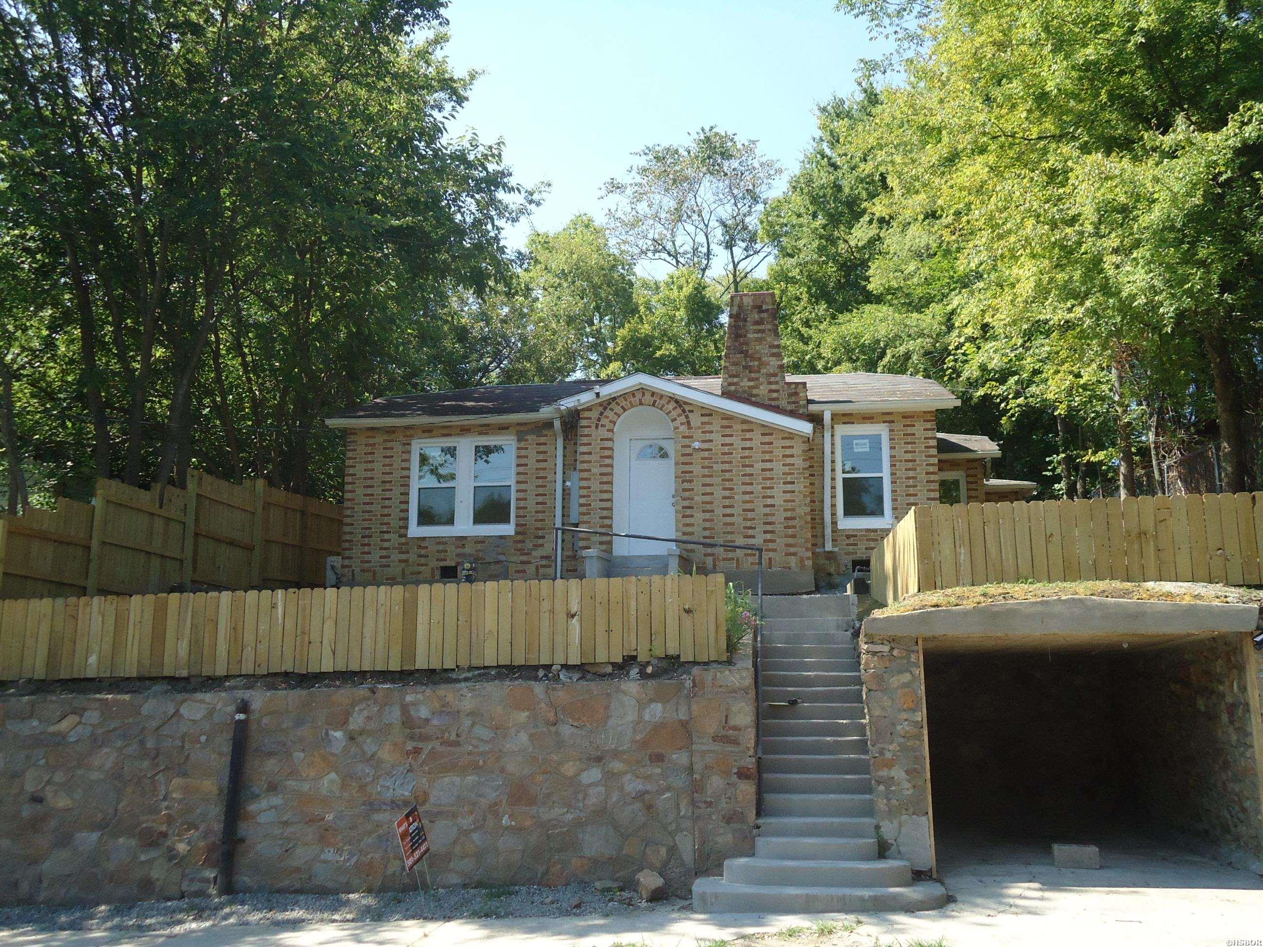 Belding St, Hot Springs National Park, AR 71901