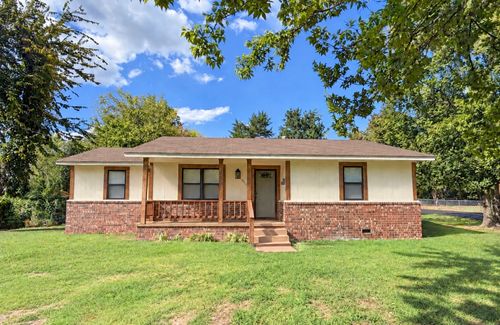 809 E Boone St, Tahlequah, OK, 74464-4100 | Card Image