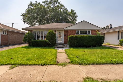 1744 N 20th Ave, Melrose Park, IL, 60160-1906 | Card Image