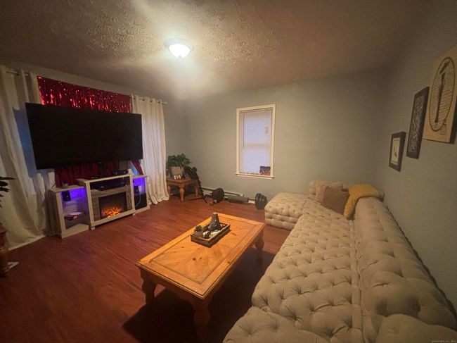 19 Union St, Home with 5 bedrooms, 2 bathrooms and 8 parking in New Britain CT | Image 12
