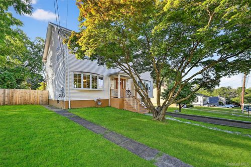 14 Malone Ave, Garnerville, NY, 10923-1812 | Card Image