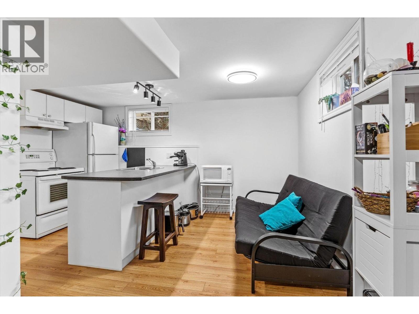 Residential in Summerland 5