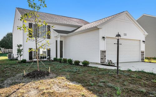 1229 Lucas Ct, Huntington, IN, 46750-4192 | Card Image