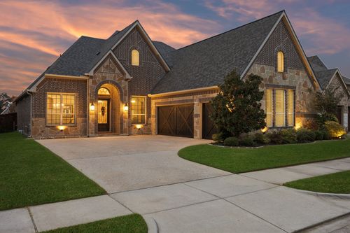 7016 Benjamin Way, Colleyville, TX, 76034-1129 | Card Image