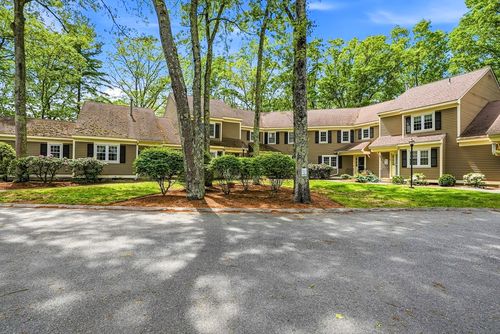 62-62 Heritage Dr, Whitinsville, MA, 01588-2358 | Card Image