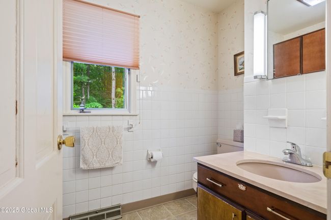 19 Tamarack Ln, House other with 4 bedrooms, 3 bathrooms and 6 parking in Schenectady NY | Image 21