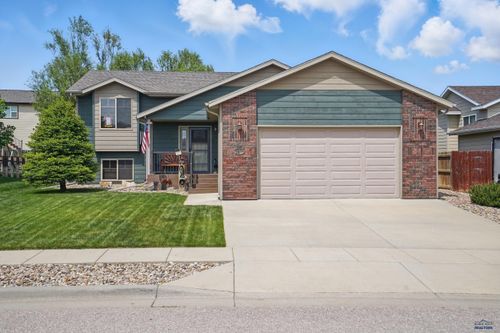 3100 New England St, Rapid City, SD, 57703-4756 | Card Image