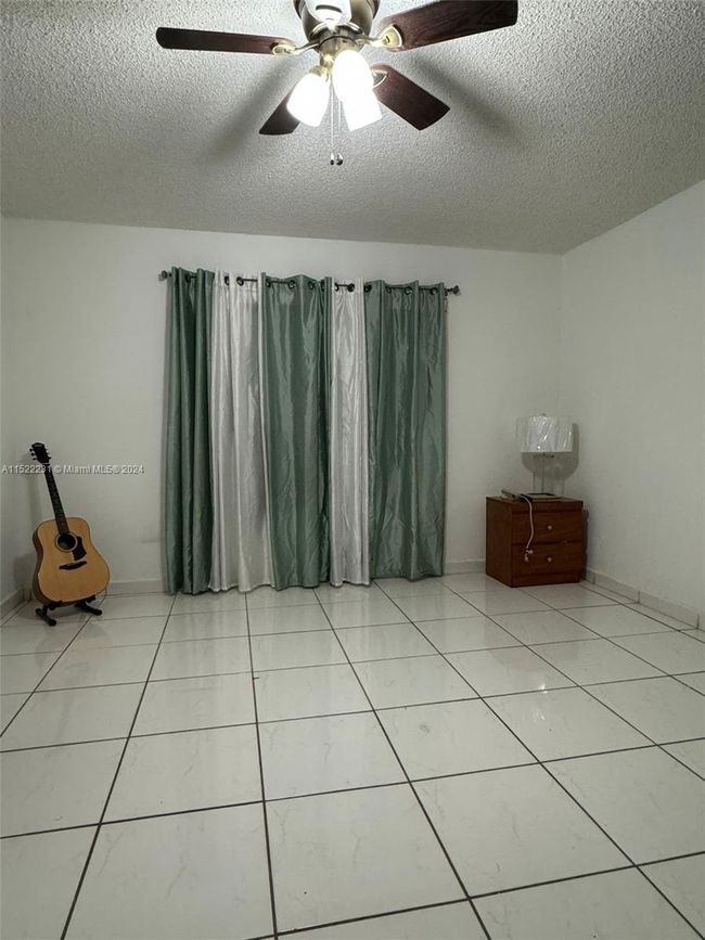 APT-215 - 210 W 68 Th St, Condo with 2 bedrooms, 2 bathrooms and null parking in Hialeah FL | Image 6