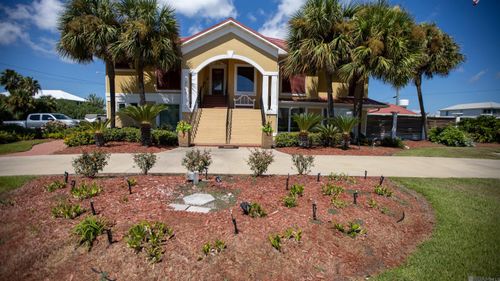 3641 Highway 1, Grand Isle, LA, 70358-9619 | Card Image