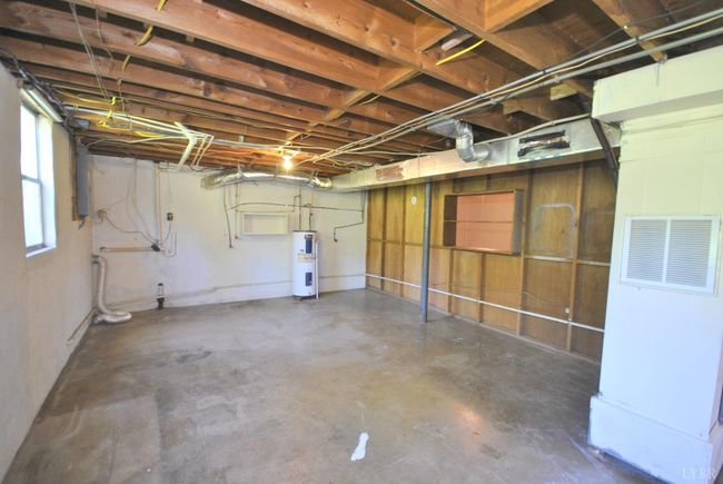 112 Half Moon Ln, House other with 3 bedrooms, 3 bathrooms and null parking in Rustburg VA | Image 36