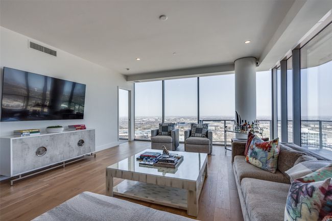 APT-2501 - 7901 Windrose Ave, Condo with 3 bedrooms, 4 bathrooms and null parking in Plano TX | Image 11