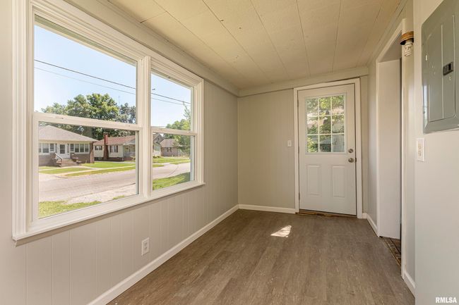 807 E Park St, House other with 3 bedrooms, 1 bathrooms and null parking in Du Quoin IL | Image 6