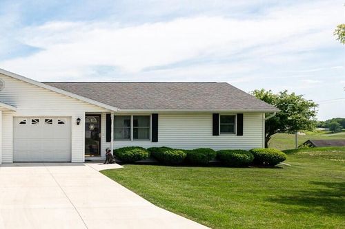 917 Rose Street, CASHTON, WI, 54619 | Card Image