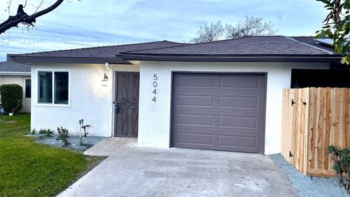 5044 W Willis Ave, Fresno, CA, 93722-9771 | Card Image