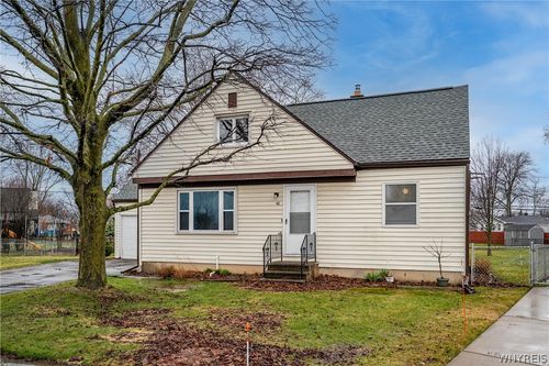 48 Coshway Pl, Tonawanda, NY, 14150-5215 | Card Image