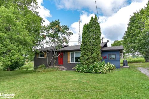 82 Honey Harbour Rd, Port Severn, ON, L0K1S0 | Card Image