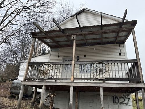 1027 Church St, Cowanshanock Twp, PA, 16250 | Card Image