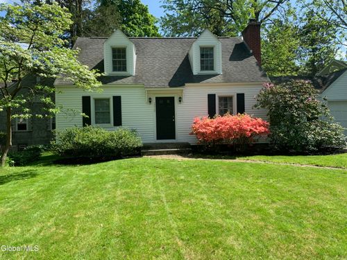 2212 Niskayuna Dr, Niskayuna, NY, 12309-4012 | Card Image