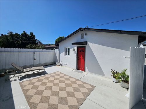 c-1554 Orange Avenue, Costa Mesa, CA, 92627 | Card Image