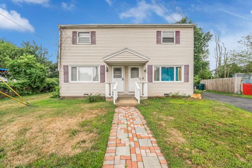 238 Larkin Ct, Stratford, CT, 06615-7472 | Card Image