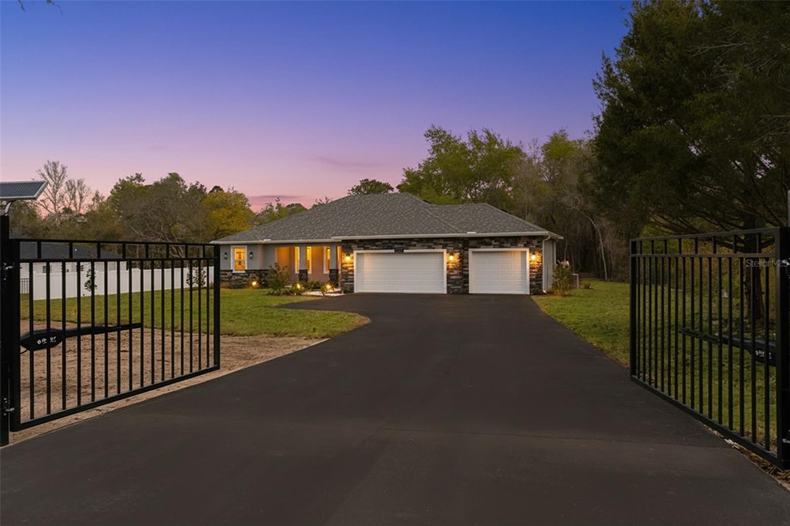 Residential in SPRING HILL 3