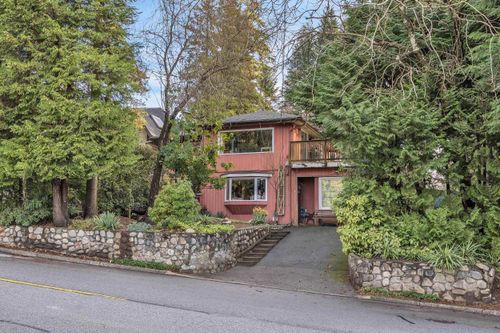 3710 Hoskins Road, North Vancouver, BC, V7K2N8 | Card Image