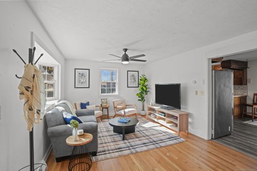 12 Ann St, Plainfield, CT, 06374-1102 | Card Image