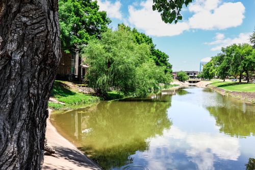 apt-23d-14800 Enterprise Dr, Farmers Branch, TX, 75234-3003 | Card Image