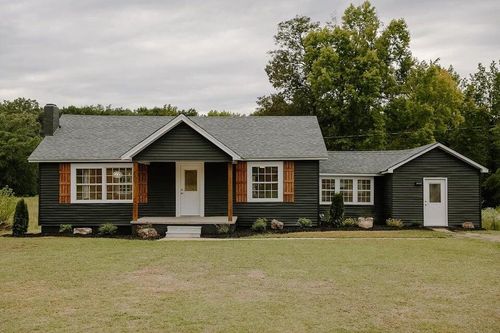 401 S Thayer Ave, Aberdeen, MS, 39730-2809 | Card Image