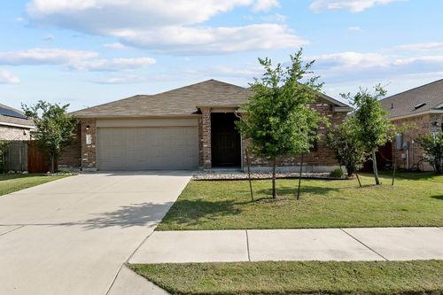 203 Helen Rd, Hutto, TX, 78634-2076 | Card Image