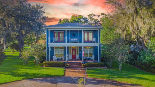 126 E Palmetto Ave, Howey In The Hills, FL, 34737-3322 | Card Image