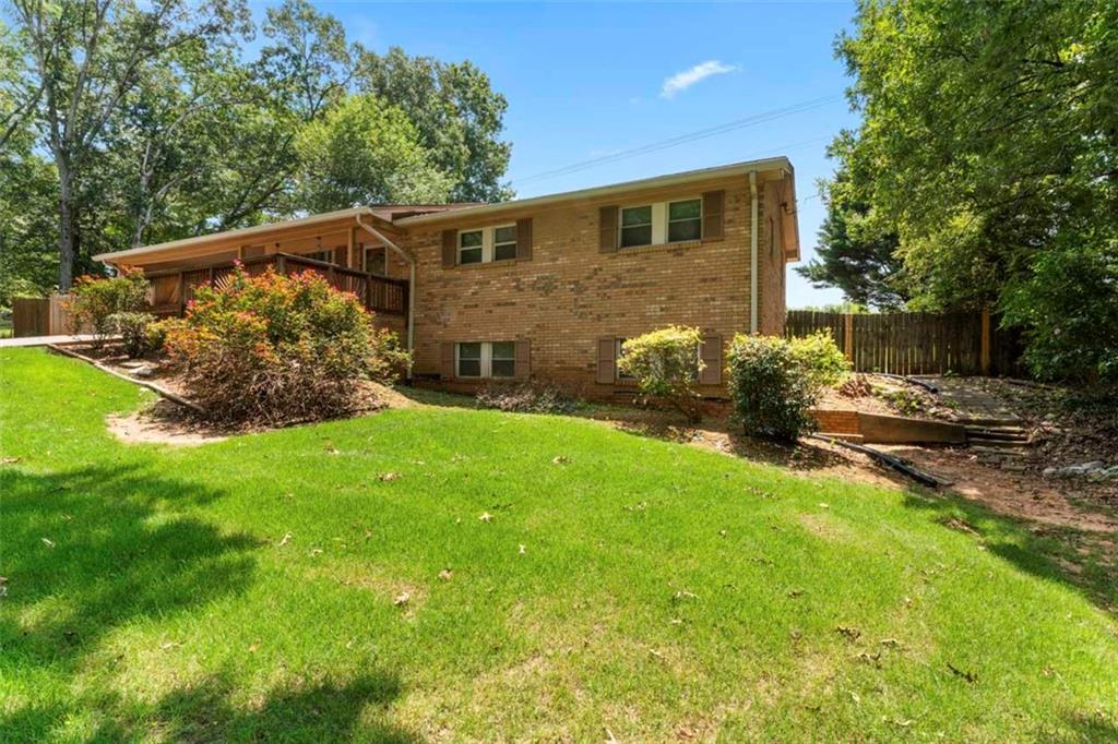 Old Briar Trl, Douglasville, GA 30135