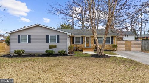 813 Mago Vista Rd, ARNOLD, MD, 21012-1117 | Card Image