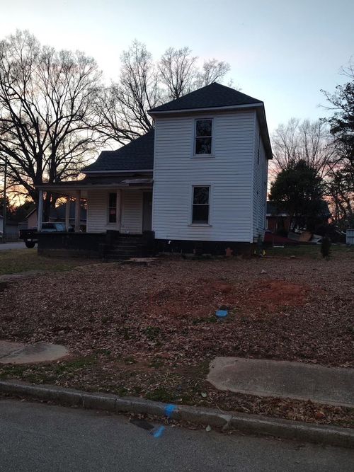 203 Poplar Street, Gaffney, SC, 29341 | Card Image