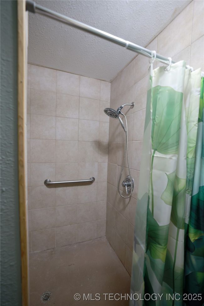 134 N Bk 1800 Rd, House other with 4 bedrooms, 3 bathrooms and null parking in Stigler OK | Image 25